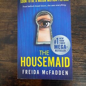 The Housemaid by Freida McFadden Book